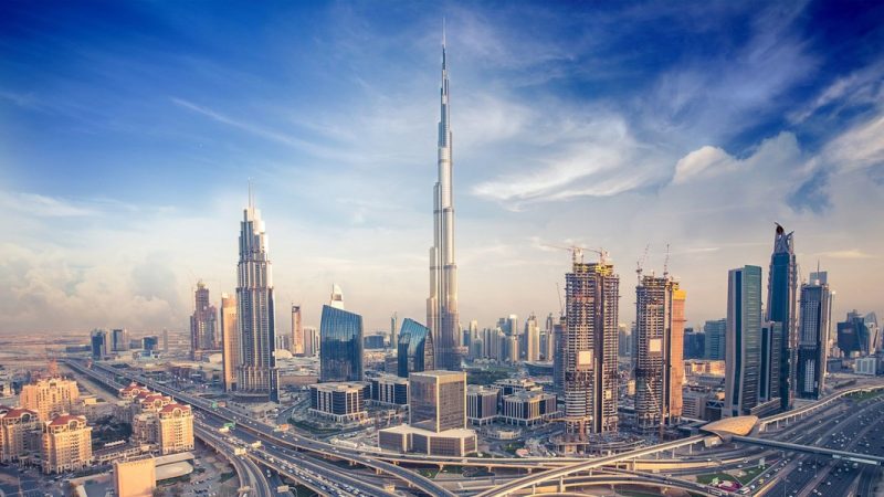 Traveling to the UAE? Get Familiar with What You Can and Can’t Bring Along!